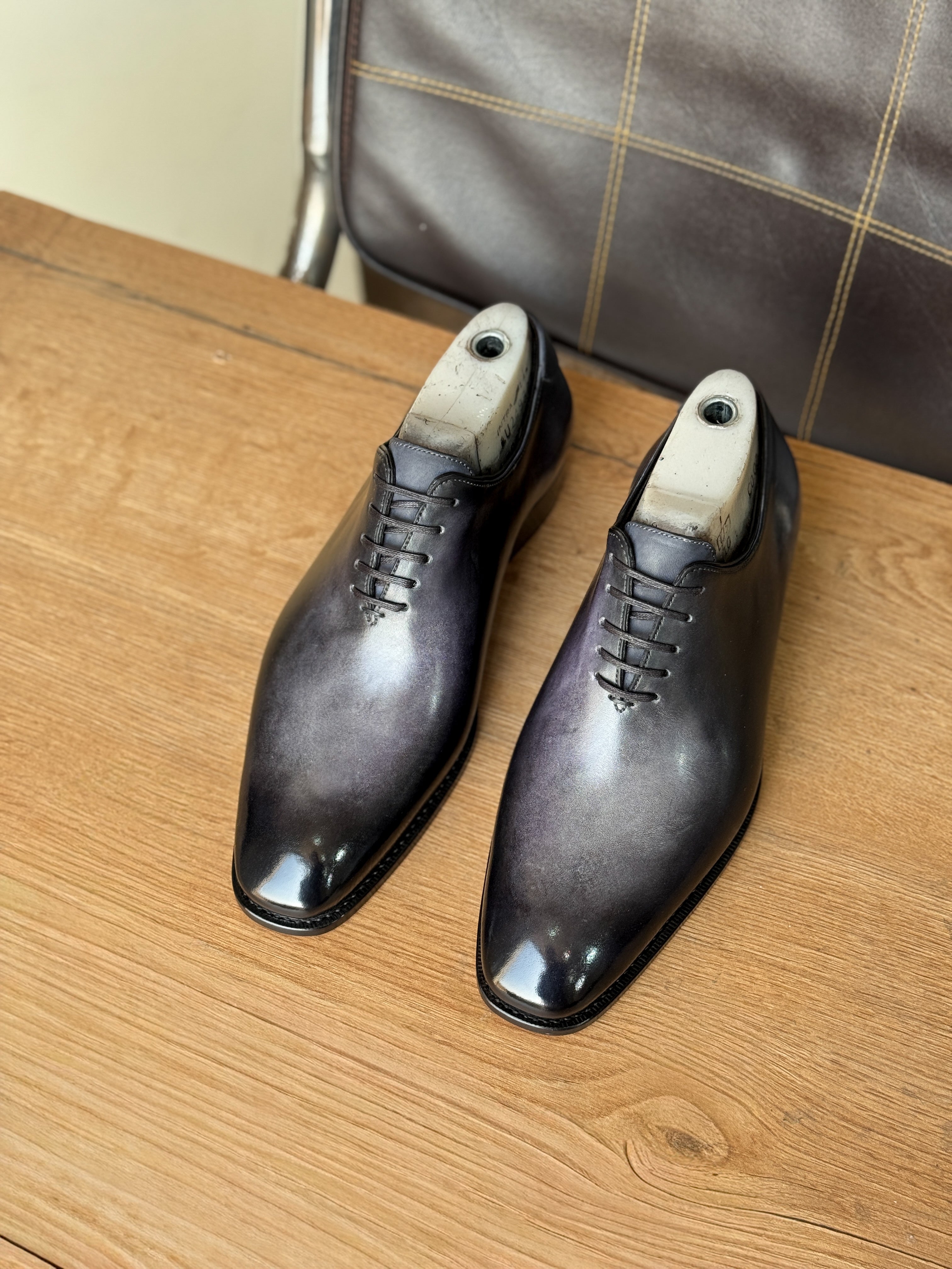 Grey and black patina whole-cut oxfords