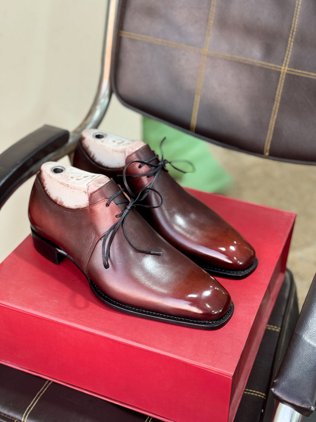 Burgundy black derby shoes