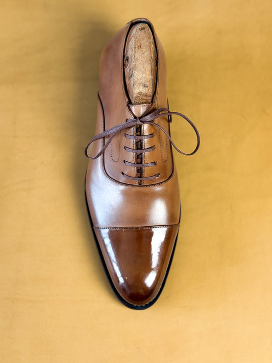 The Ember Shine – Burnished Oxford with Mirror Toe
