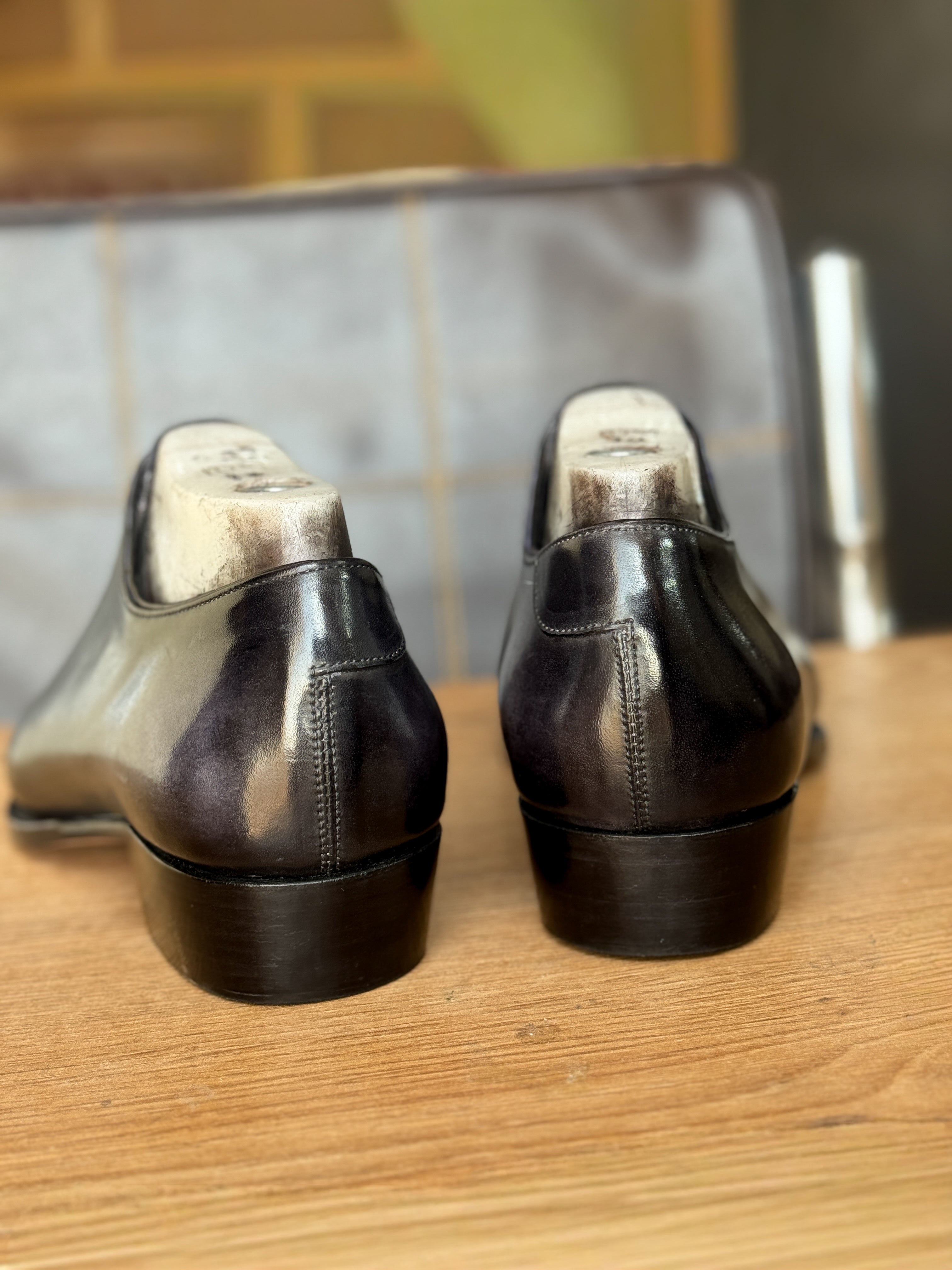 Grey and black patina whole-cut oxfords