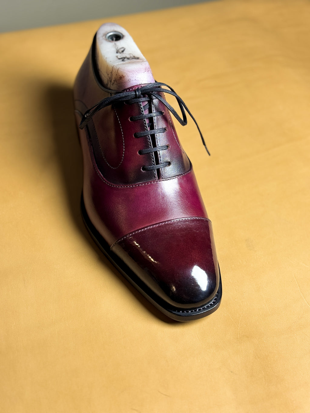 The Royal Fade - Hand Patina Mirror Toe