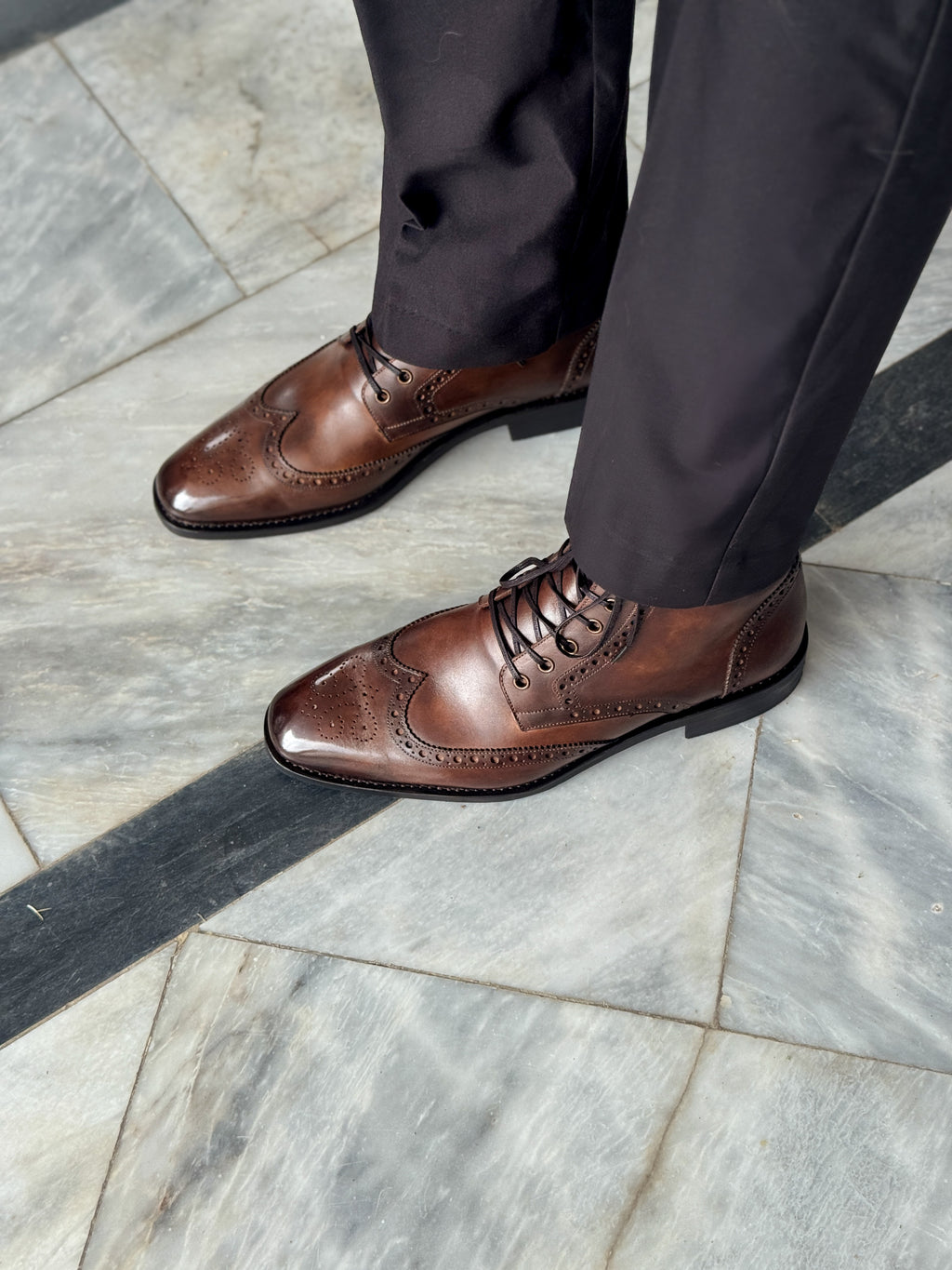 chestnut brown Wingtip Boots
