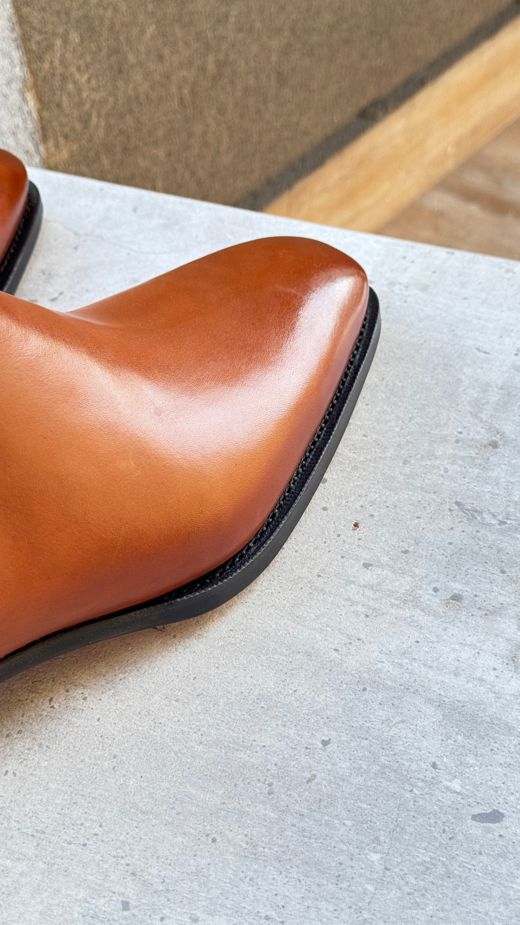 tan chelsea boots