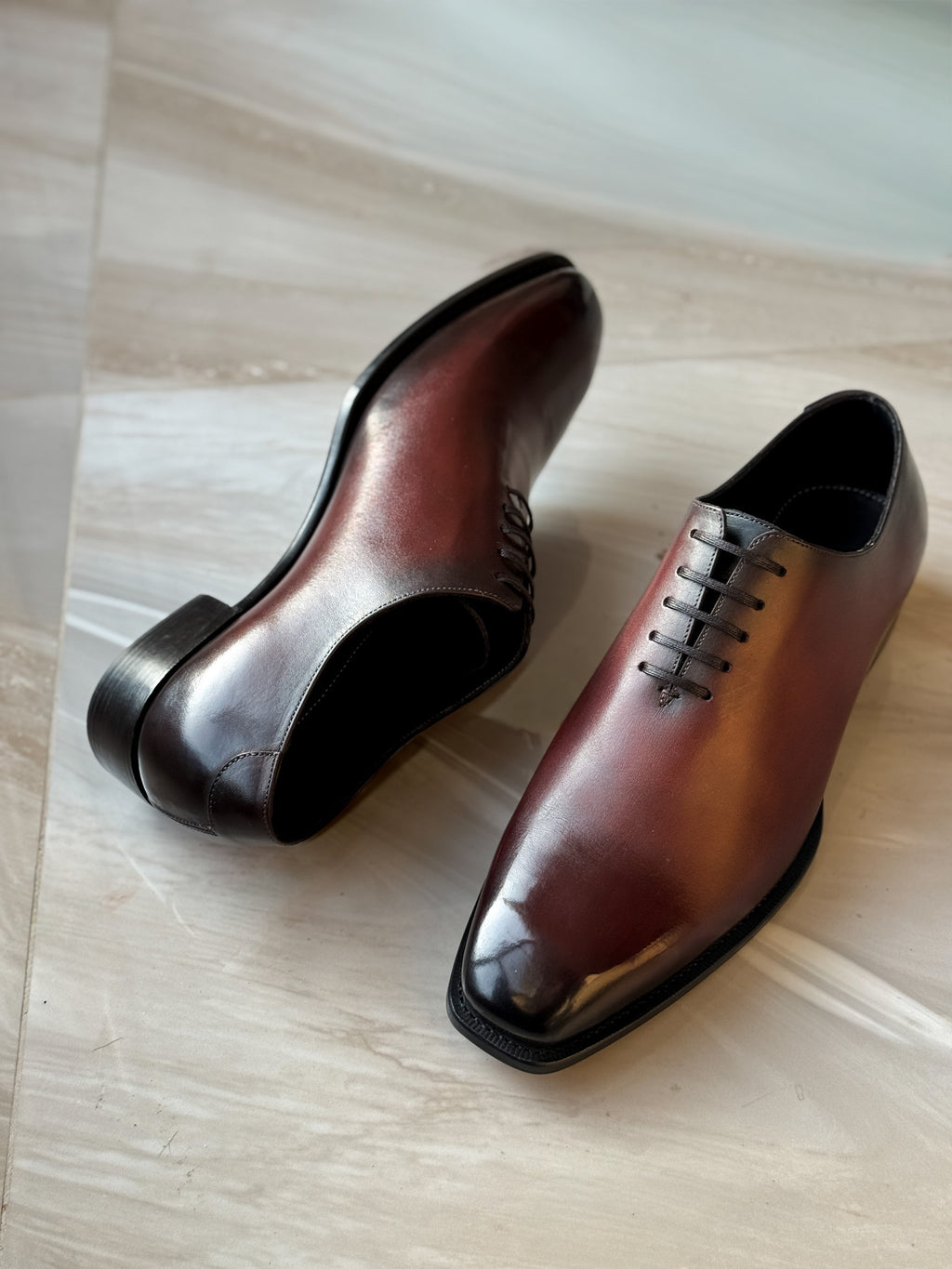 burgundy black whole-cut oxfords